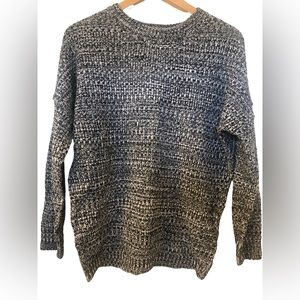 Mak B Blue and White Pullover Sweater Medium